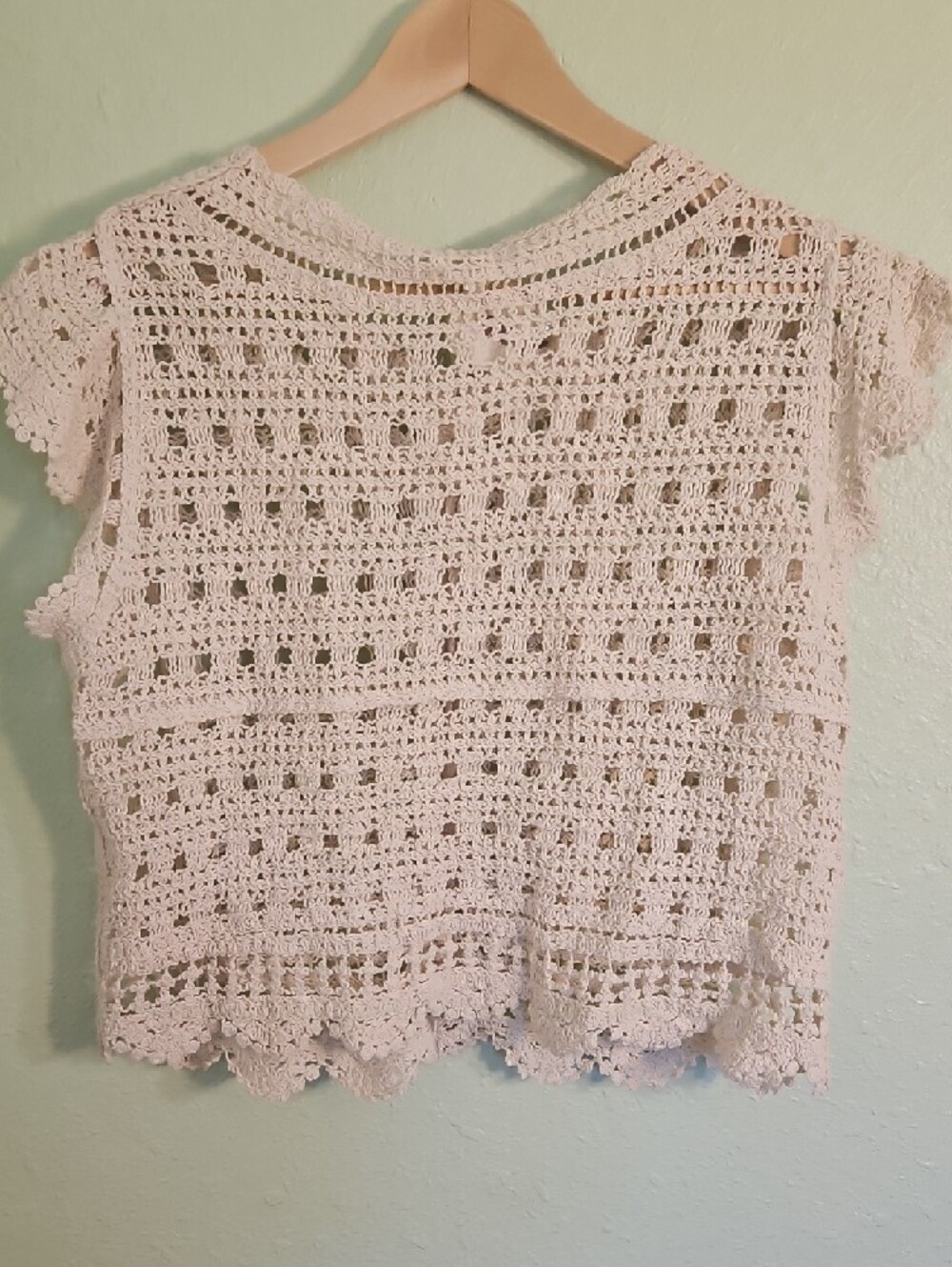 Ultra Pink Crochet Open-Knit Tank Top in Cream - Picture 3 of 4
